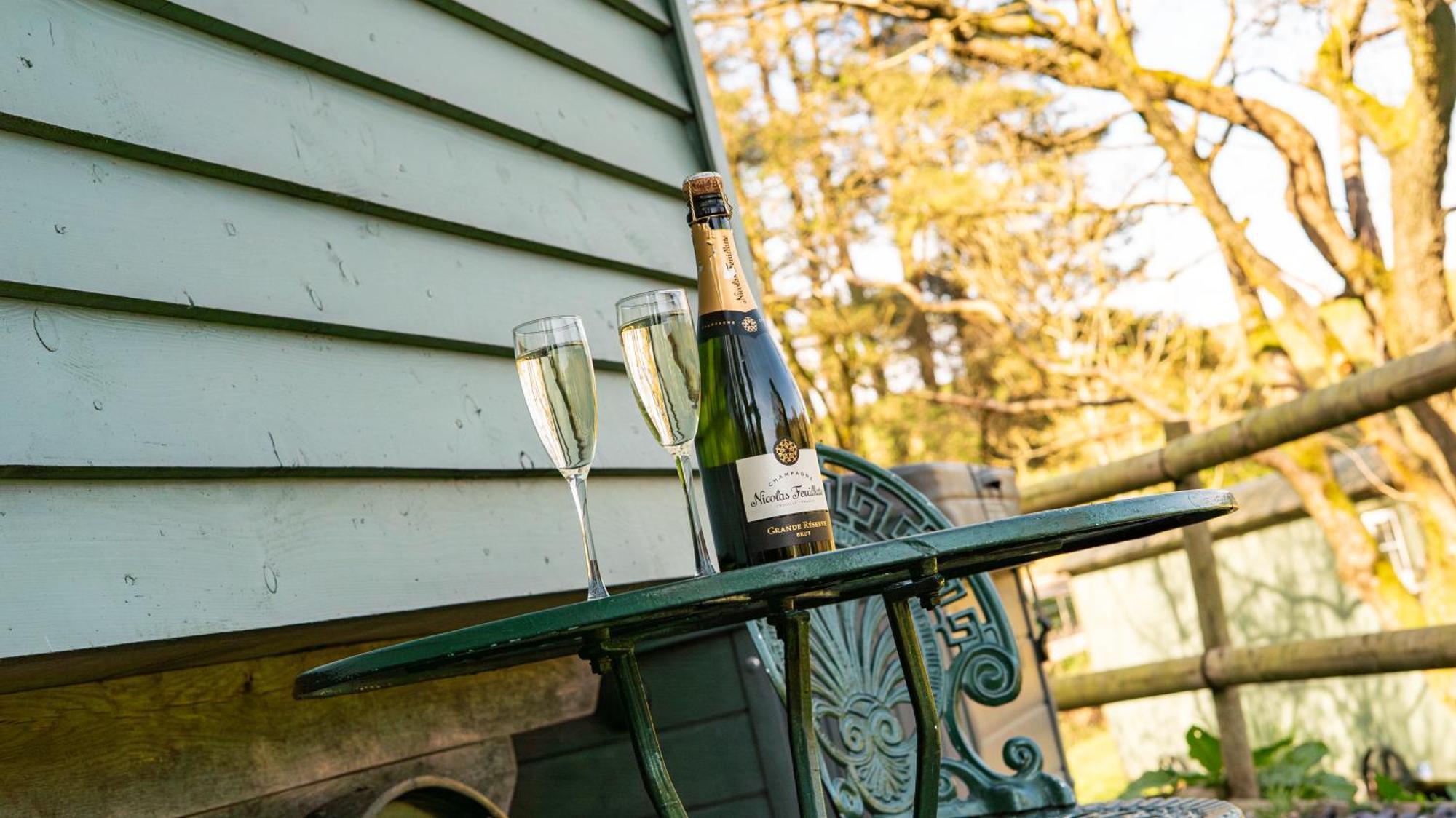Upper Hulme Lavender Retreat With Private Hot Tubゲストハウス エクステリア 写真